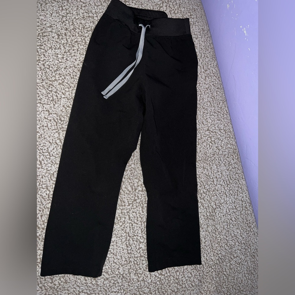 High Waisted Livingston Basic
Scrub Pants™